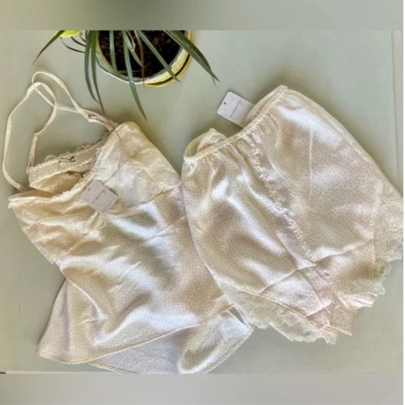 NWT Free People All Dressed Up SET of Camisole and shorts - Picture 2 of 7